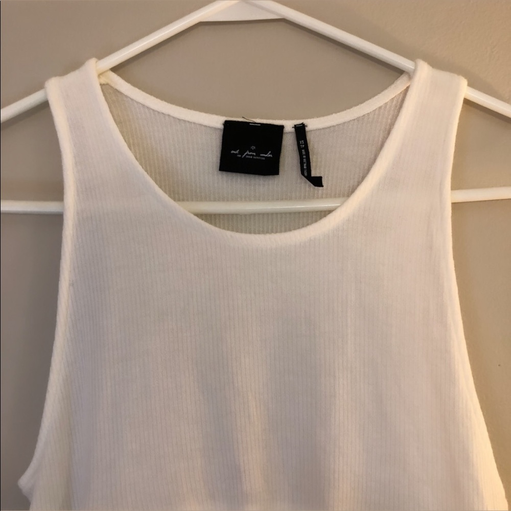 White Ribbed Tank-top - Picture 2 of 3